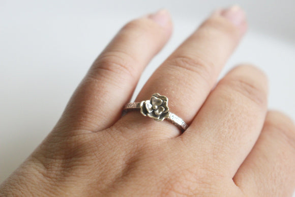 Flower Ring Blossom Ring / Handcut Flower Ring / Made to Order in Your Size / Sterling Silver